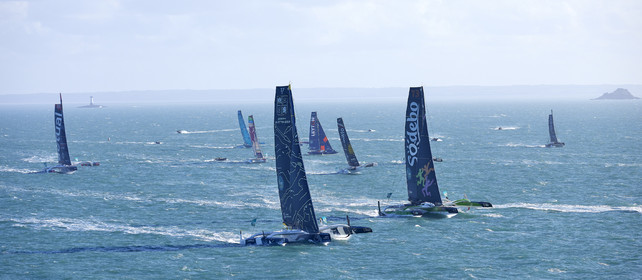 22_37310   © Thierry Martinez.DINARD, FRANCE. 9 Novembre  2022Départ de la 12éme ROUTE DU RHUM, transatlantique course à la voile en solitaire de St Malo(FRA)  à Pointe à Pitre (FRA-Guadeloupe) 3.543 milles nautiques.