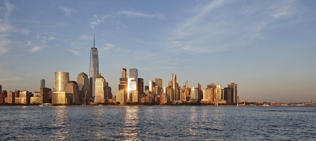 16_16840-NY at sunset