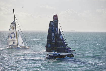 22_39203   © Thierry Martinez.DINARD, FRANCE. 9 Novembre  2022Départ de la 12éme ROUTE DU RHUM, transatlantique course à la voile en solitaire de St Malo(FRA)  à Pointe à Pitre (FRA-Guadeloupe) 3.543 milles nautiques.