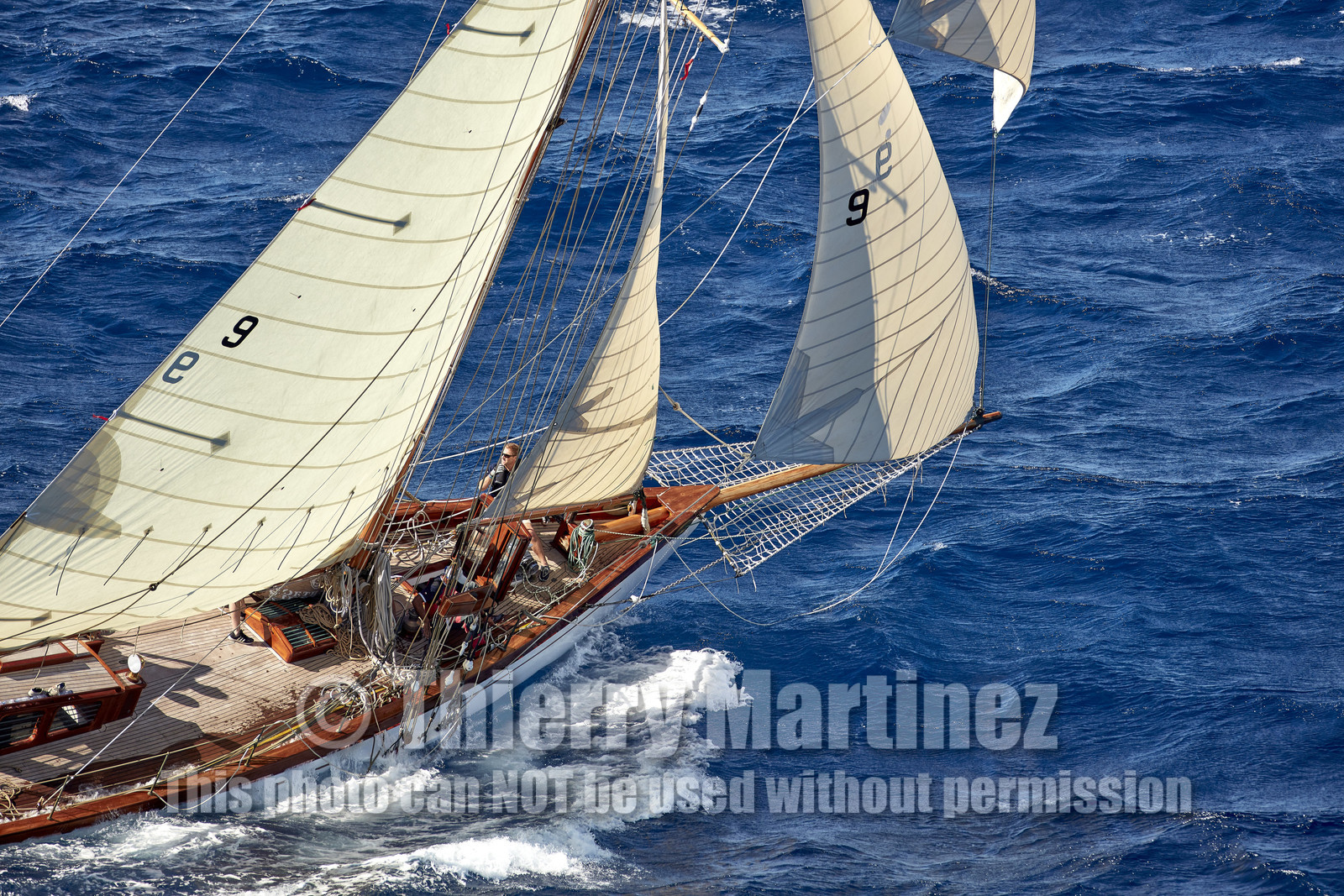 THM-21_22989_VOILES ST TROPEZ DAY 2 HELI