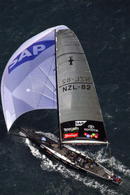 03_0188D ©Th.Martinez - Auckland (NZ) . America's Cup 2003. 18th February 2003. Day 3..Alinghi (SUI 64) vs Team NZ (NZL 82)  NZL 82 under spinnaker...