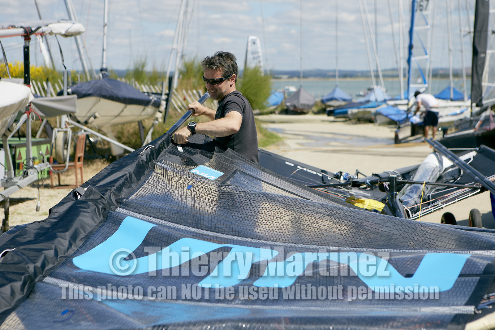 14_30195-2014 Moth_Worlds