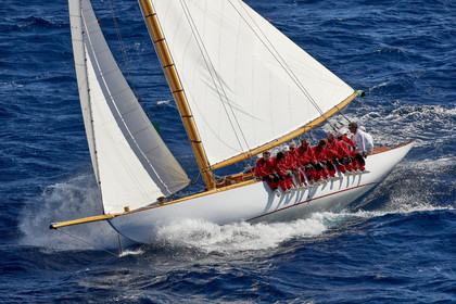 THM-21_22978_VOILES ST TROPEZ DAY 2 HELI