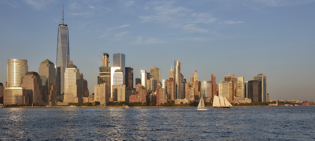 16_16774-NY at sunset