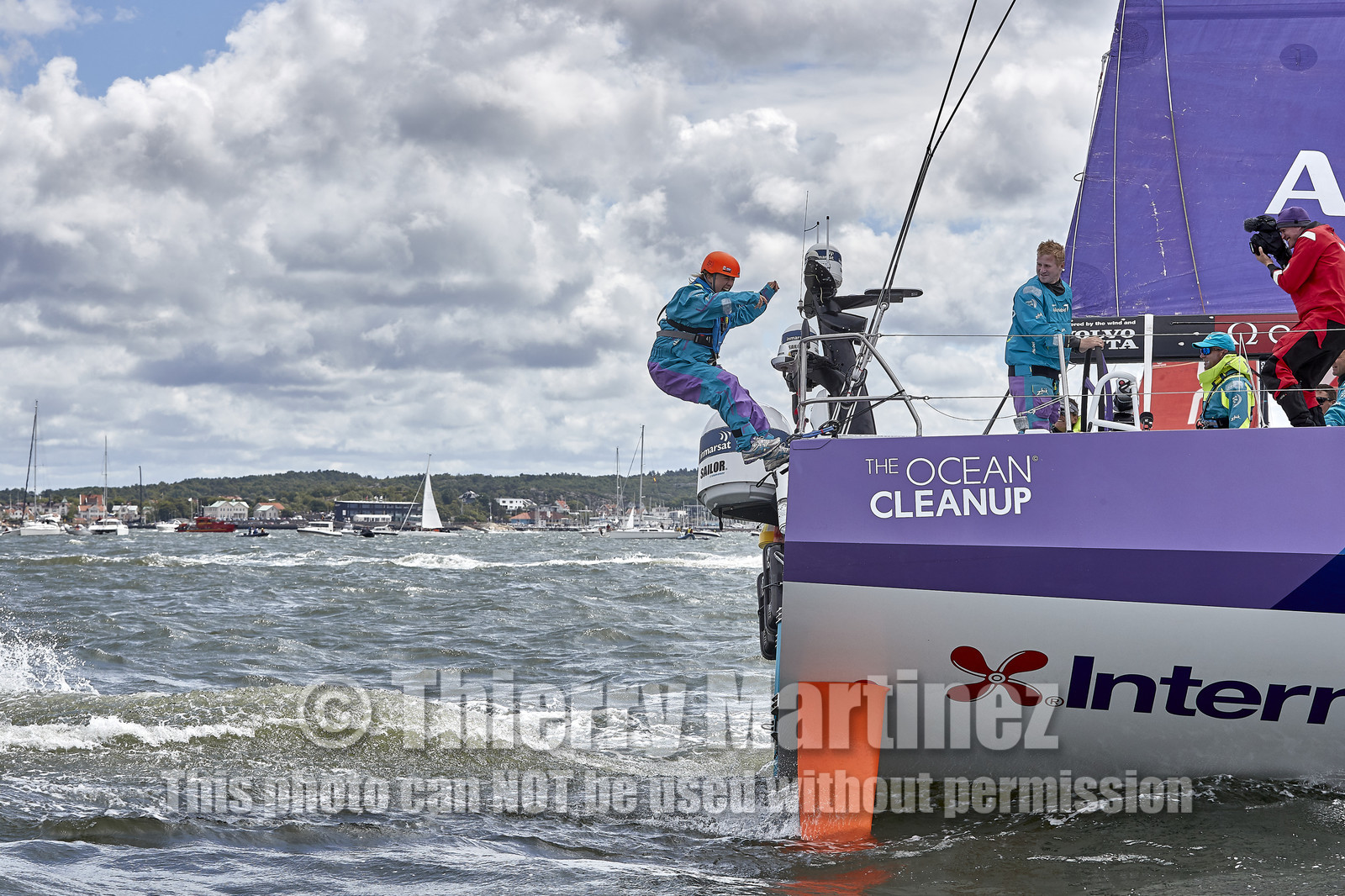 team AkzoNobel  in Volvo Ocean Race 2017-18.