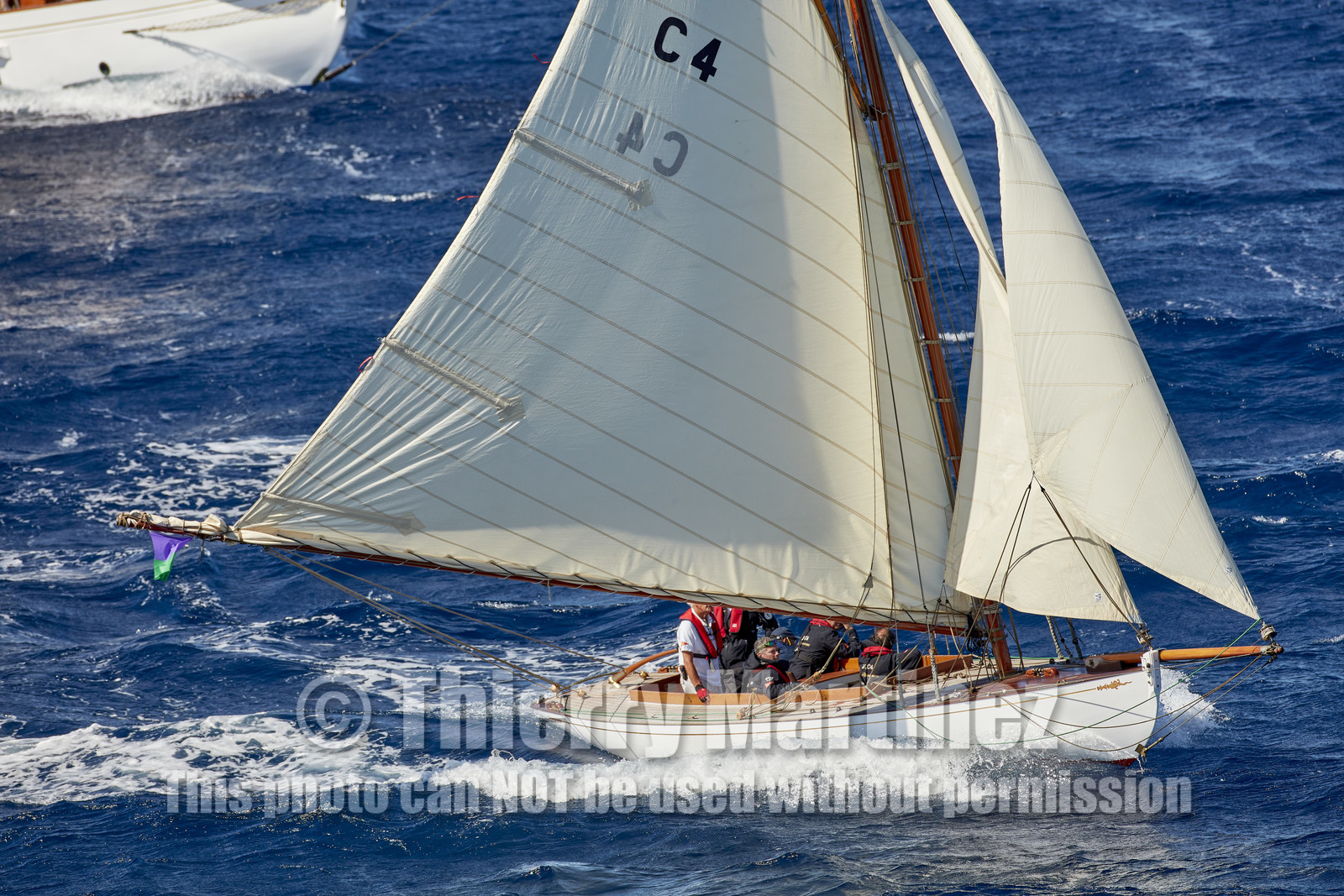 THM-21_22943_VOILES ST TROPEZ DAY 2 HELI