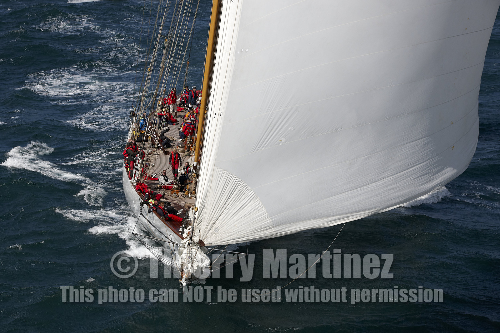 JP Morgan Asset Management Round The Island Race.