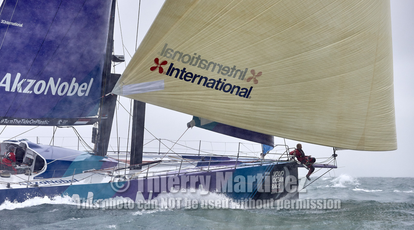 THM-17_063265_team AkzoNobel