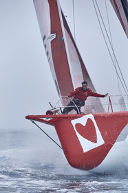 16_40360  ©Th.Martinez Sea&Co.  ILE DE GROIX - - FRANCE. 3 Août 2016. .Tanguy De Lamotte (FRA), a bord de l'IMOCA Initiatives-Coeur au large de l'Ile de Groix (FRA) en préparation du Vendée Globe 2016-17.