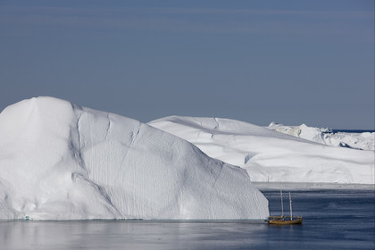 Schooner LA LOUISE sailing on west coast of Greenland.