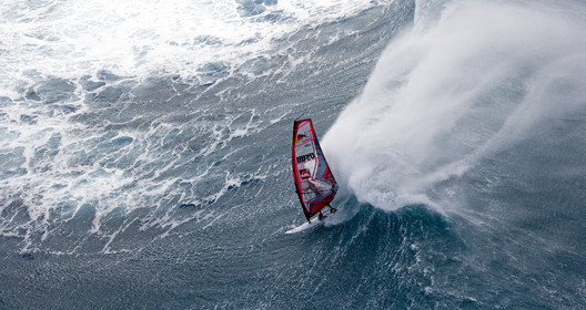 Ho'okipa beach HAWAII - USA . Jan 2007.
