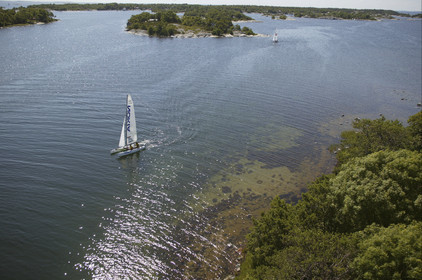 03_3163D   © Th.Martinez,STOCKHOLM ARCHIPELAGO SWEDEN, 9 07 03-Archipelago Raid (2003)  Day 2. Team NOKIA-Adilstam  .Frederik Aldistam (SWe) and Tomas Marimon (SWE) and JOBMAN