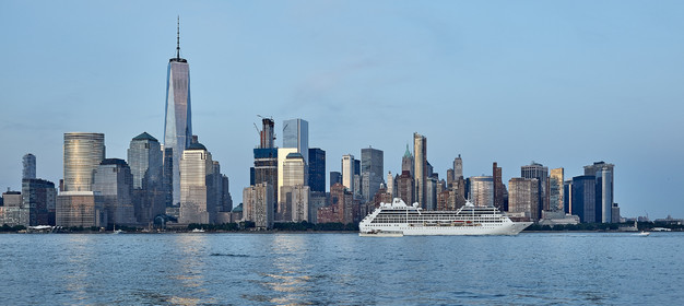 16_16980-NY at sunset