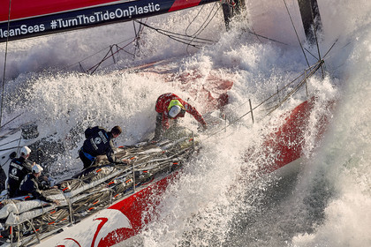 THM-17_107734_VOR-LISBON-LEG2start