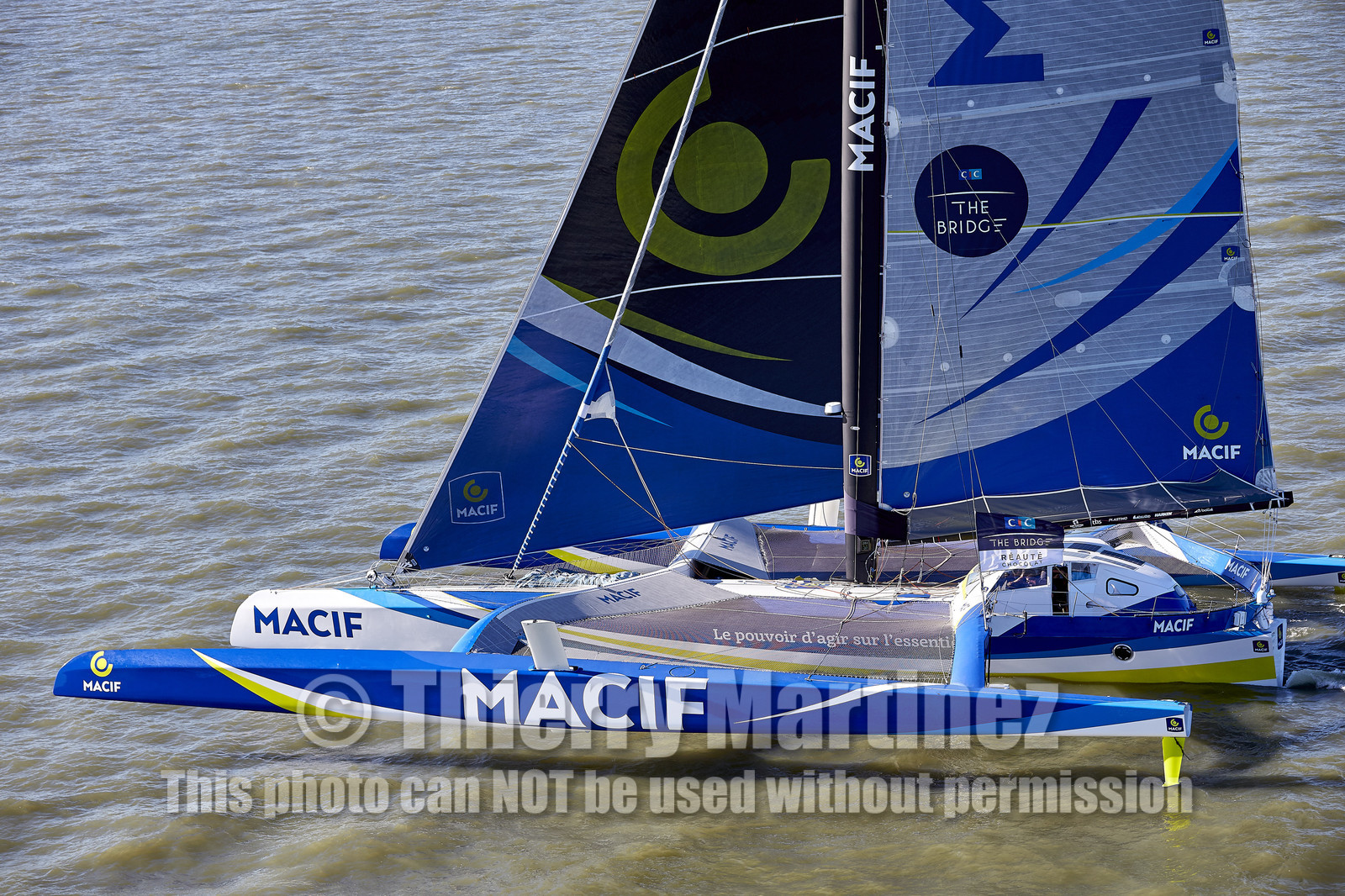 THM_17_045570_THE_BRIDGE-Start