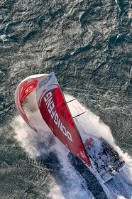 THM-17_106335_VOR-LISBON-LEG2start