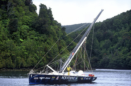 Yves Parlier (FRA) Vendée Globe 2000-01