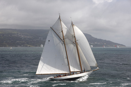 JP Morgan Asset Management Round The Island Race.