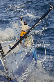 THM-17_000074_VendeeGlobeFinish