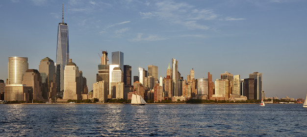 16_16749-NY at sunset