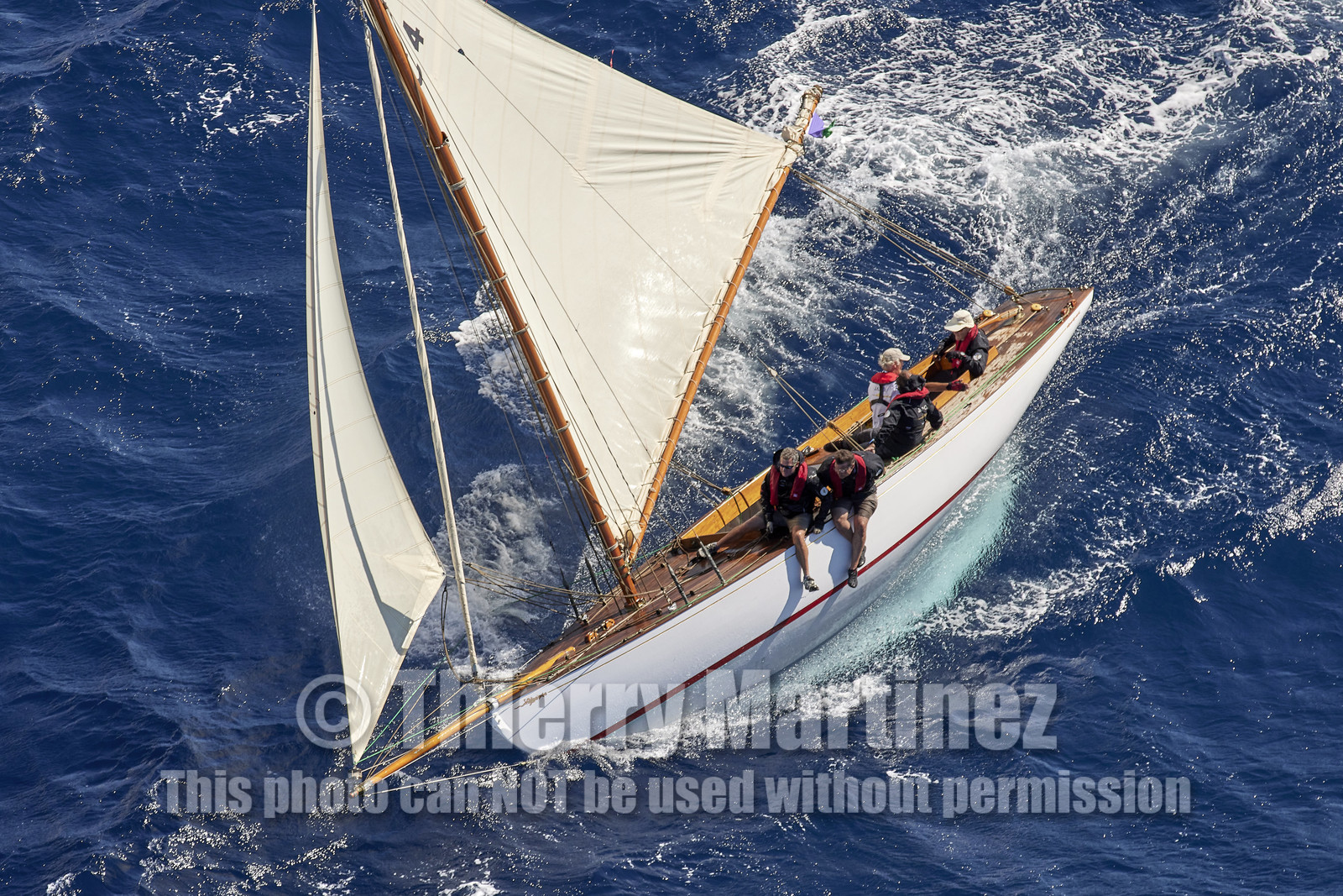 THM-21_23164_VOILES ST TROPEZ DAY 2 HELI