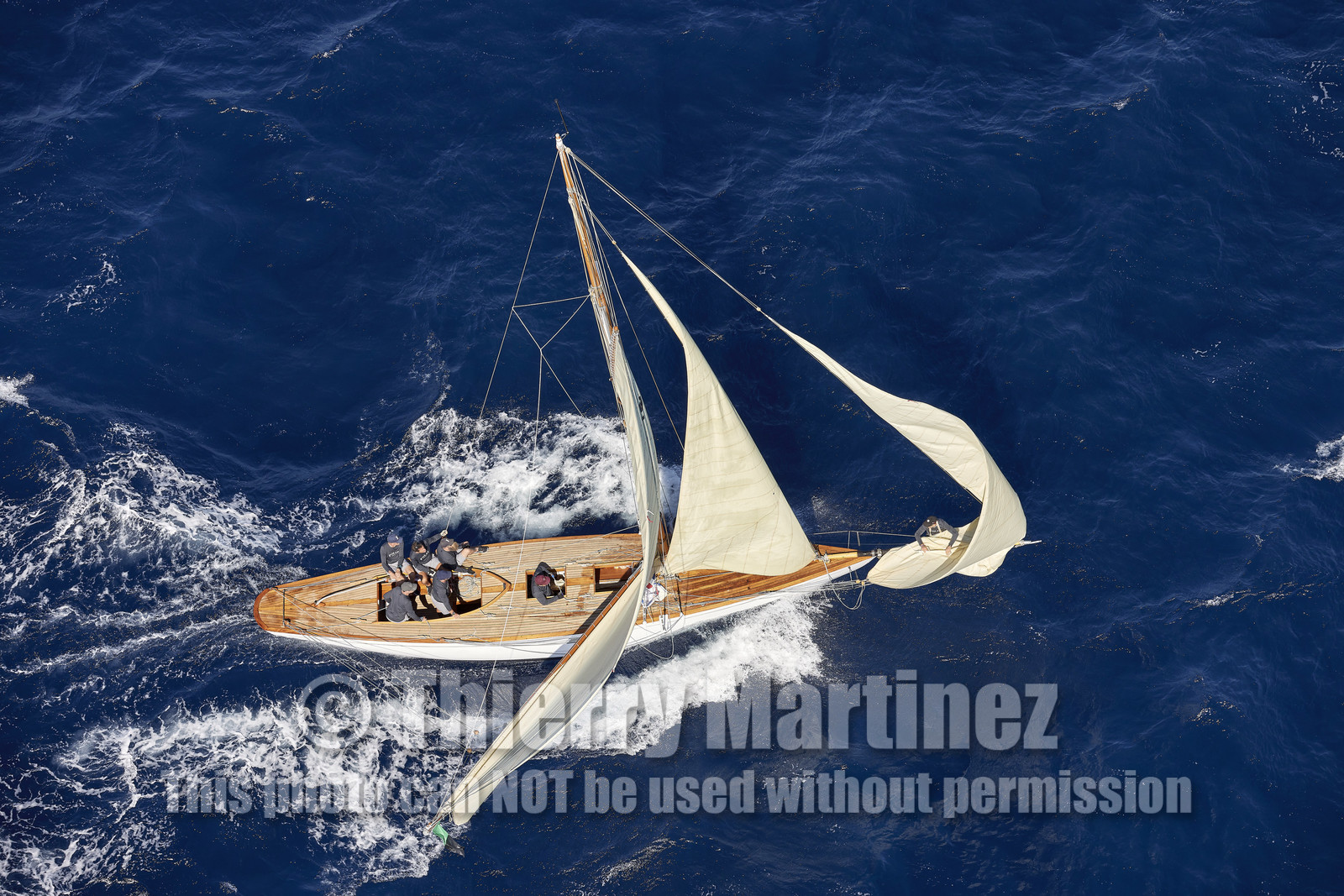 THM-21_23115_VOILES ST TROPEZ DAY 2 HELI