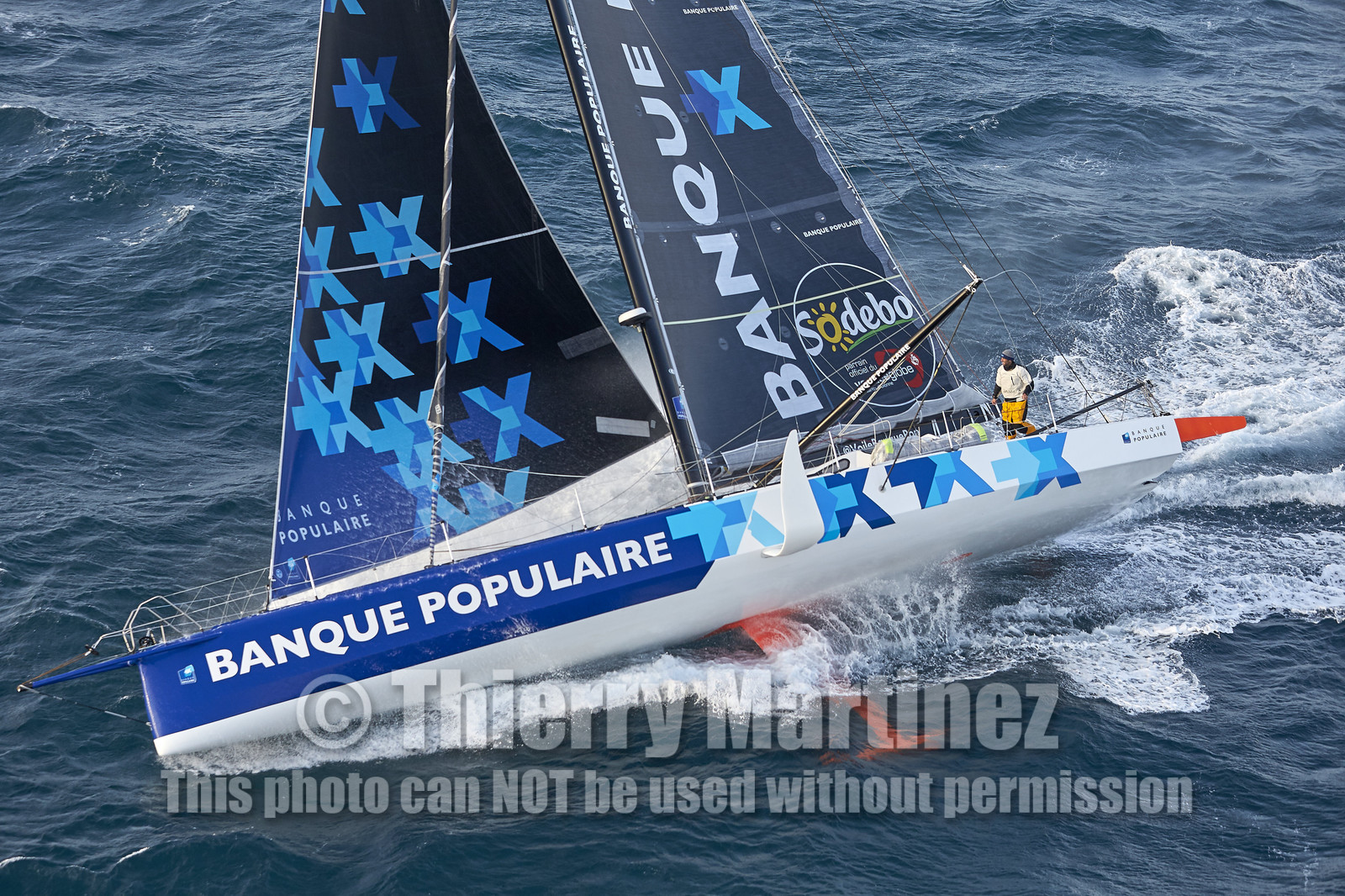 THM-17_000916_VendeeGlobeFinish