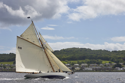 22_17006   © Thierry Martinez.FAIRLIE,SCOTLAND - UK 12th June 20222022 RICHARD MILLE FIFE REGATTA.Day 2 : LARGS to ROTHESAY
