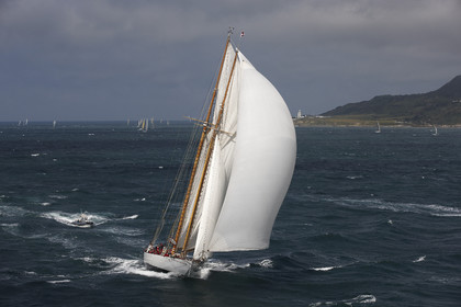 JP Morgan Asset Management Round The Island Race.