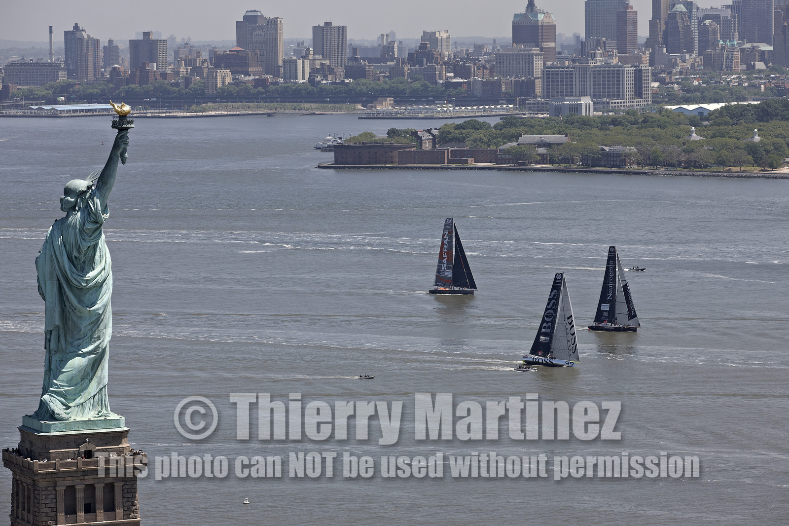 HUGO BOSS WATCHES MANHATTAN CHARITY RACE