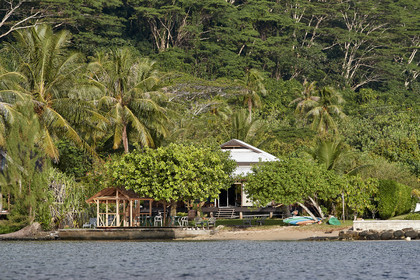 THM-18_038630_RAIATEA