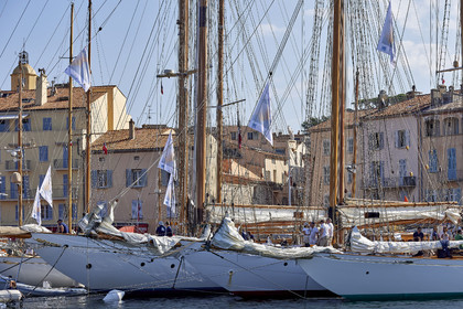 THM-21_23930_VOILES ST TROPEZ
