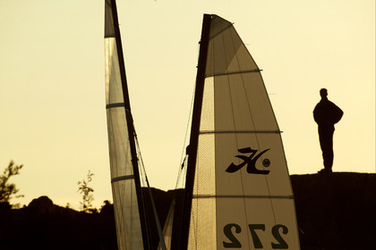 03_3195D © Th.Martinez,STOCKHOLM SWEDEN, 9 07 03-Archipelago Raid (2003). Event at 4.00 in the morning there is spectators to watch the Raid passing to a check-point.