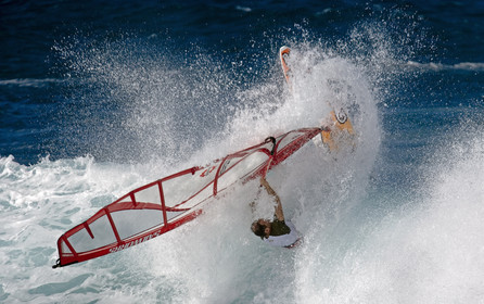 Ho'okipa beach HAWAII - USA . Jan 2007.