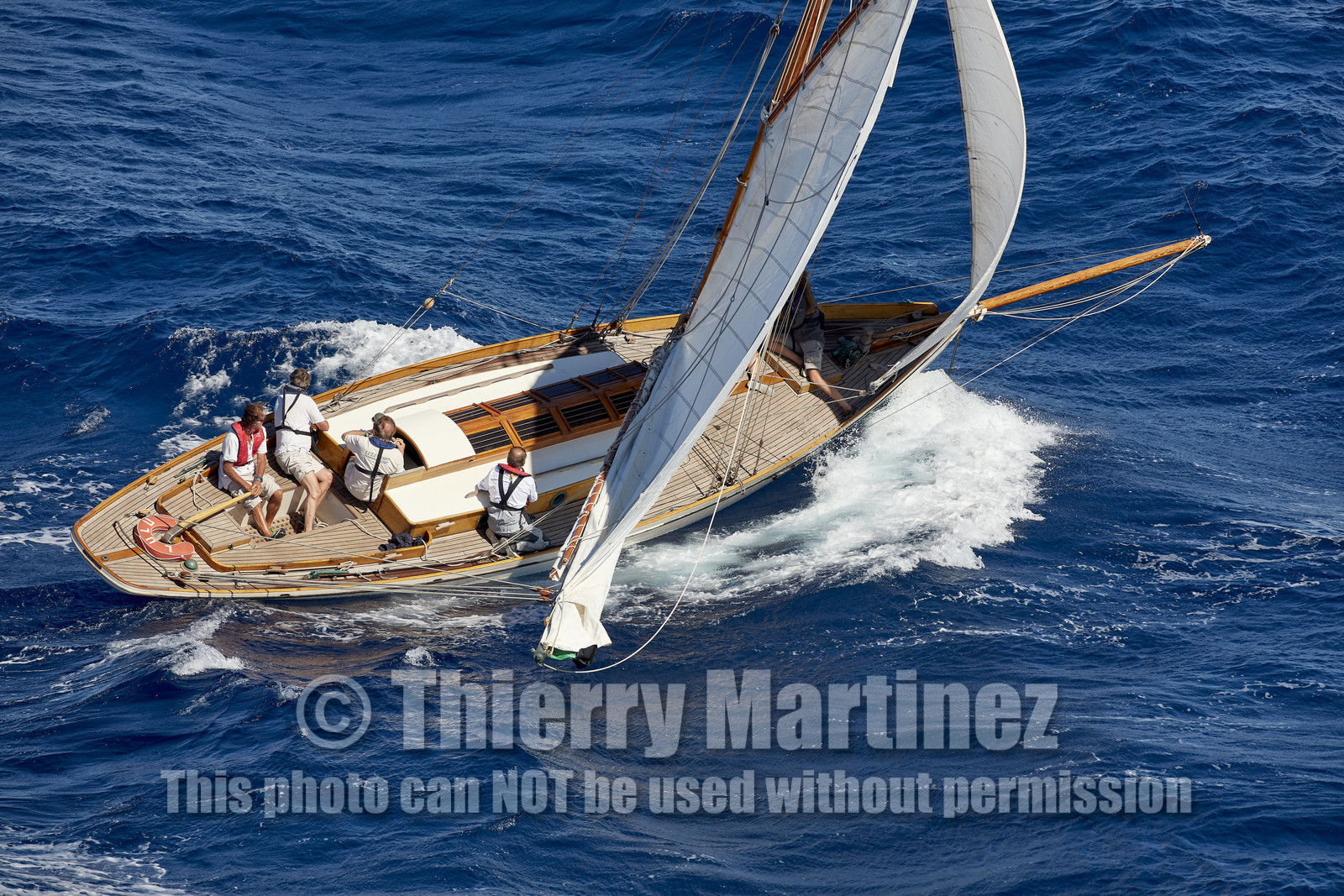 THM-21_22941_VOILES ST TROPEZ DAY 2 HELI