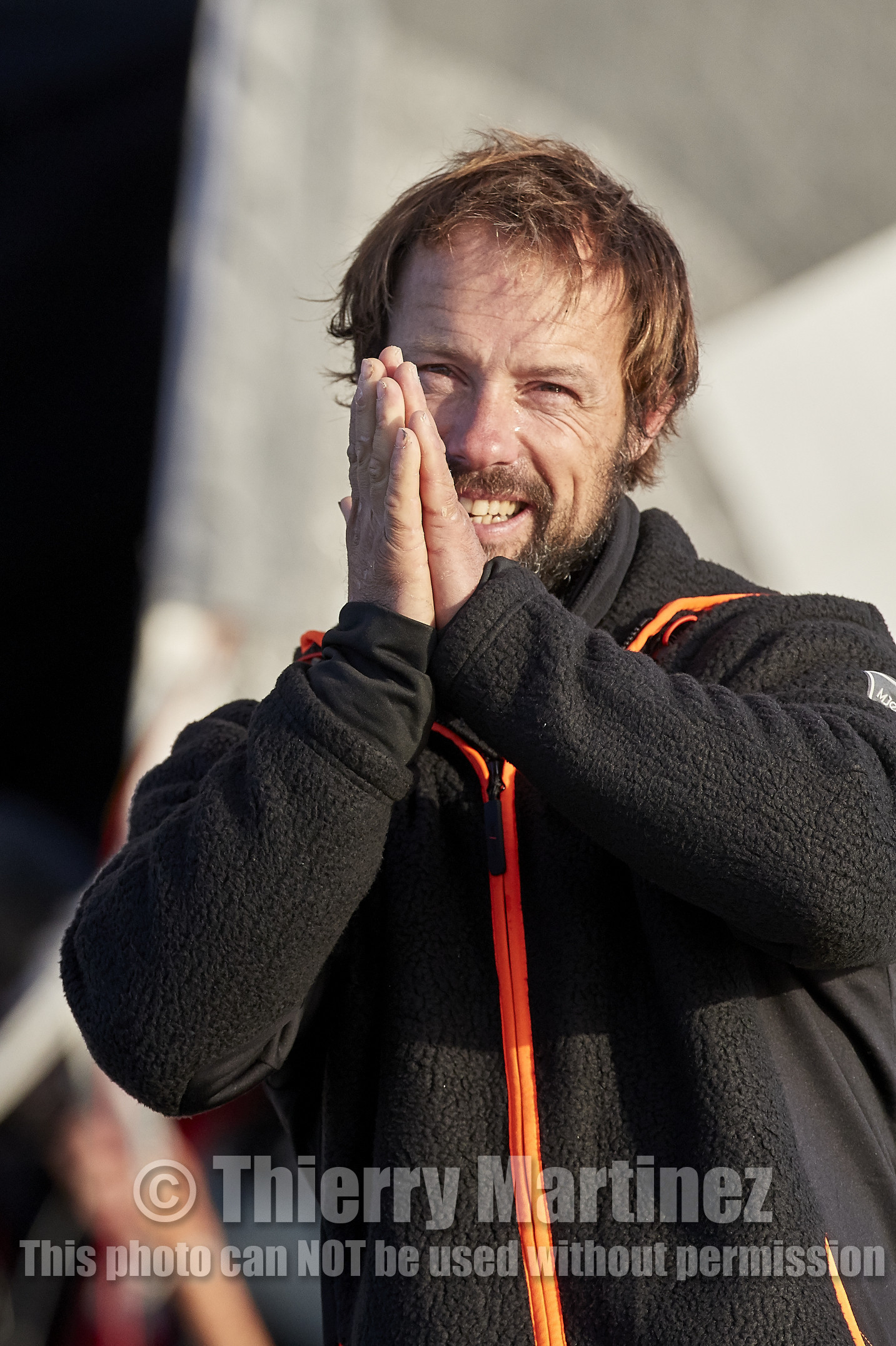 Single-handed sailing round the world record .