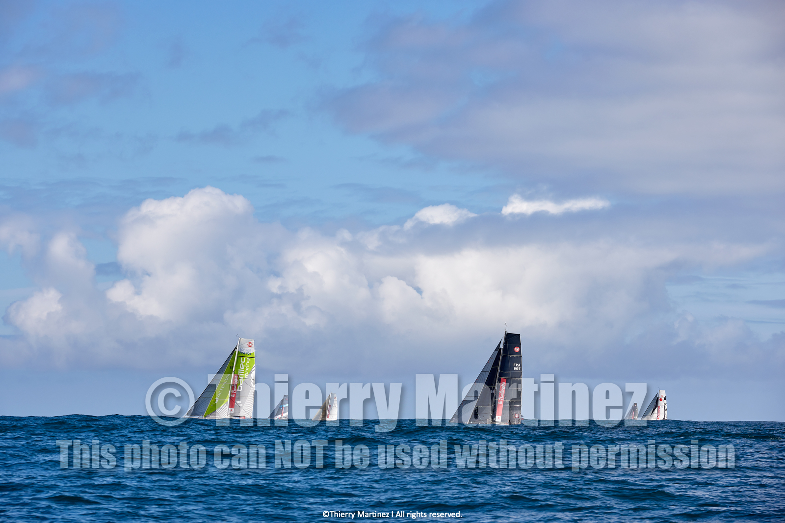23_22172   © Thierry Martinez. LES SABLES D'OLONNE, 85 - FRANCE 25 septembre 2023.Départ MINI TRANSAT 2023. Départ du Dimanche 24 septembre retardé au Lundi 25 Sept .Les Sables d’Olonne (FRA)    Santa Cruz de la Palma ( Canaries)    St François ( Guadeloupe): 4050 NM.
