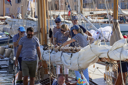 THM-21_23921_VOILES ST TROPEZ
