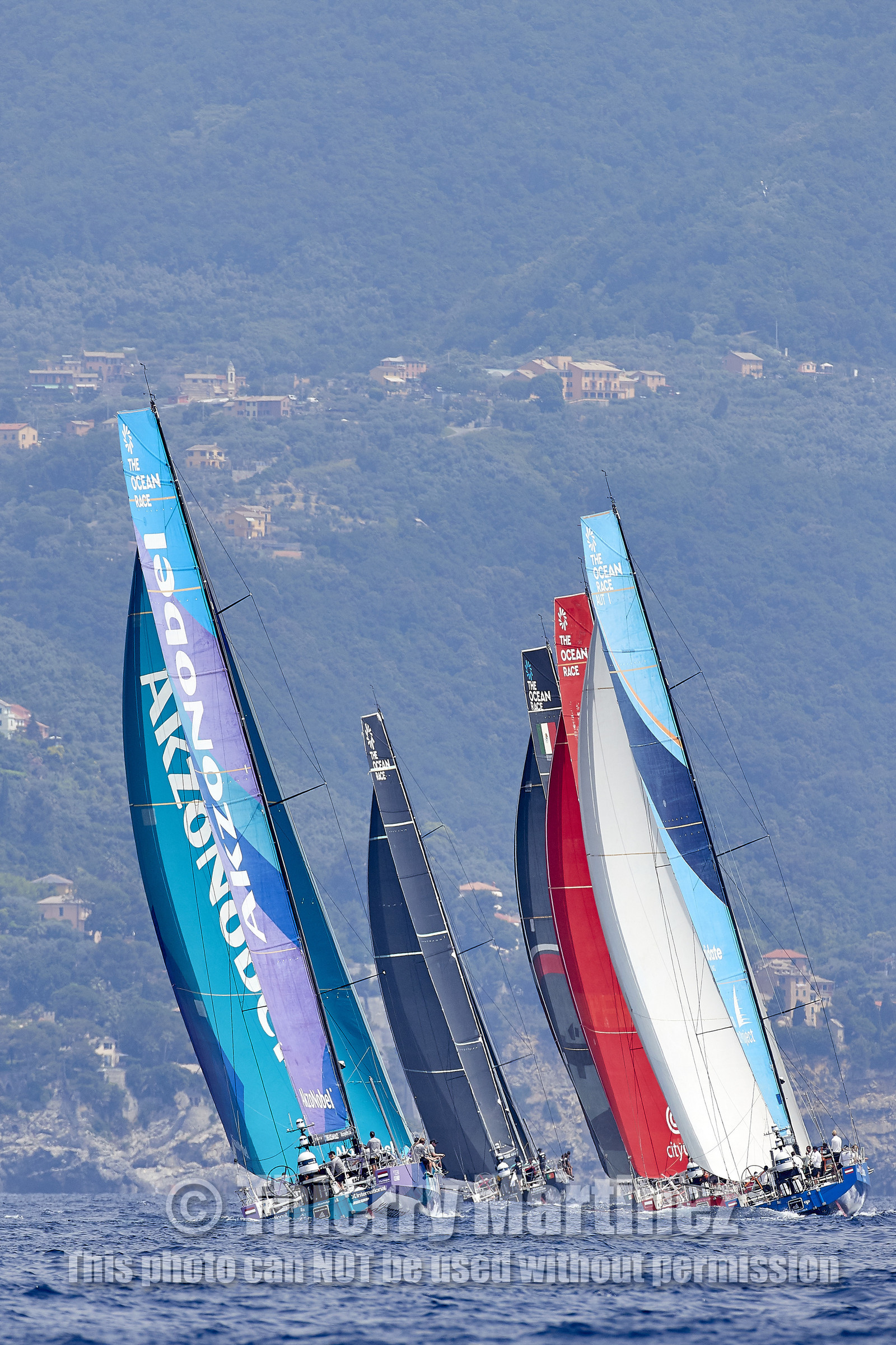 THM-21_15754_THE OCEAN RACE COASTAL RACE GENOVA