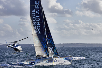 22_38952   © Thierry Martinez.DINARD, FRANCE. 9 Novembre  2022Départ de la 12éme ROUTE DU RHUM, transatlantique course à la voile en solitaire de St Malo(FRA)  à Pointe à Pitre (FRA-Guadeloupe) 3.543 milles nautiques.
