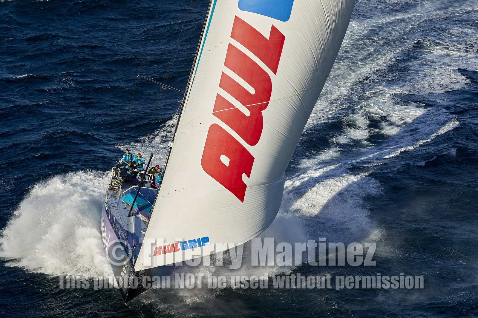 THM-17_105221_VOR-LISBON-LEG2start