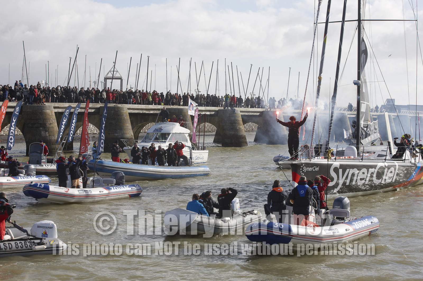 13_01865  2012 13 VENDEE GLOBE. Arrival in Les sables d'Olonne (