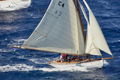 THM-21_22943_VOILES ST TROPEZ DAY 2 HELI