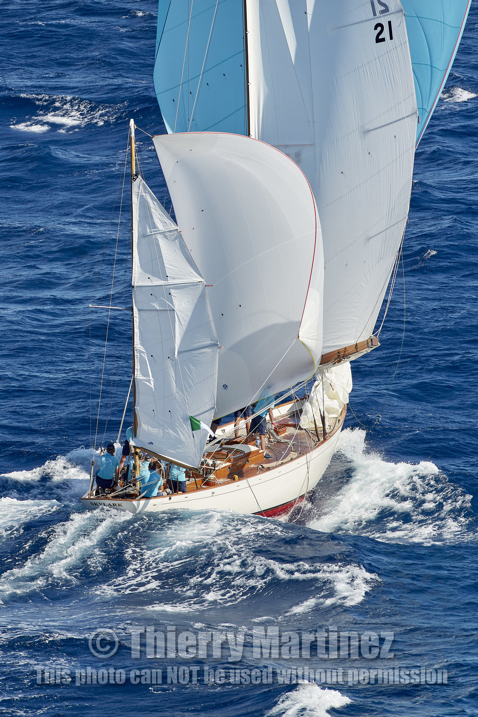 THM-21_22940_VOILES ST TROPEZ DAY 2 HELI