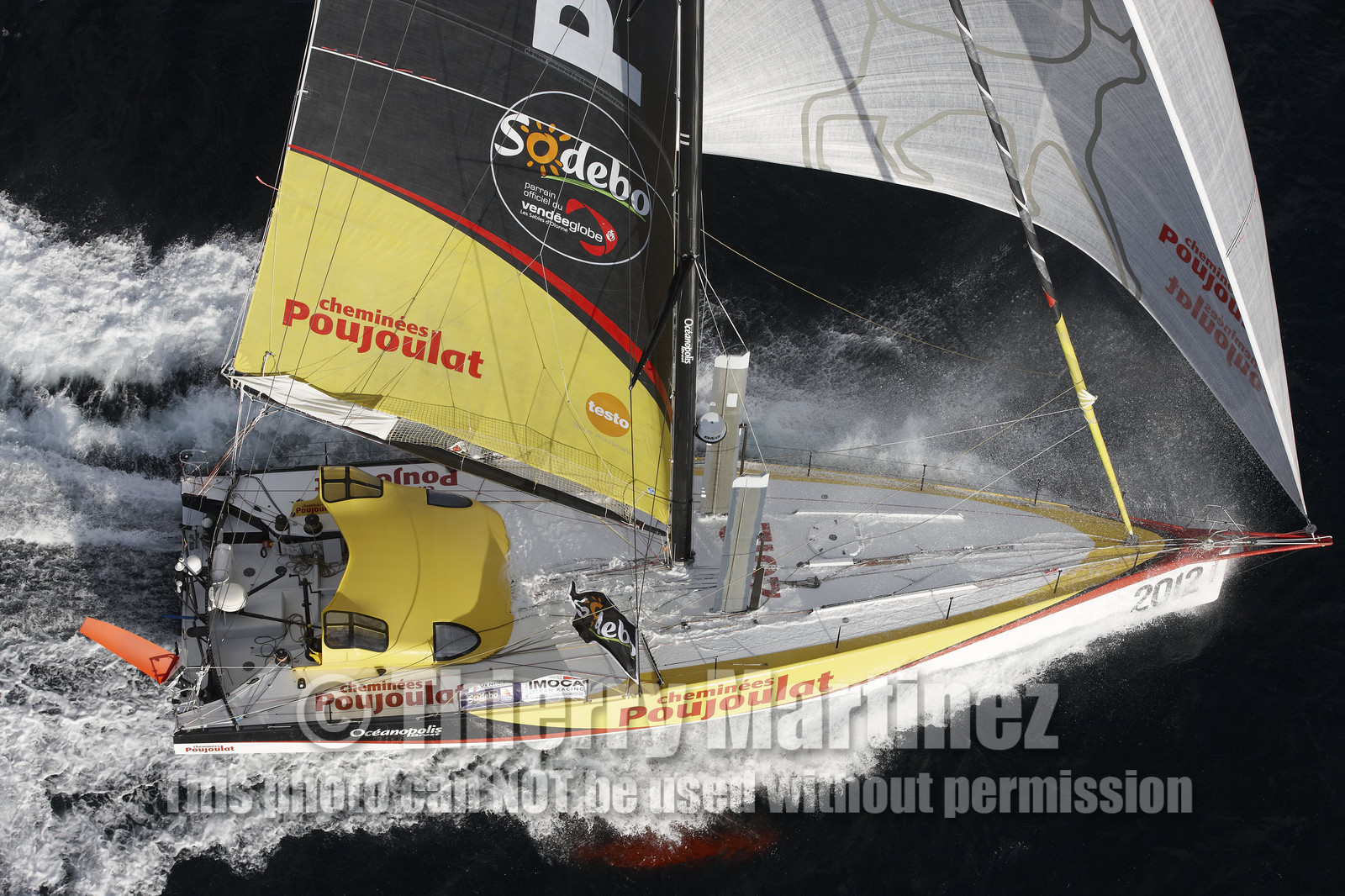 12_20425 CHEMINEES POUJOULAT ( IMOCA 60') , Skipper Bernard Stamm (SUI)