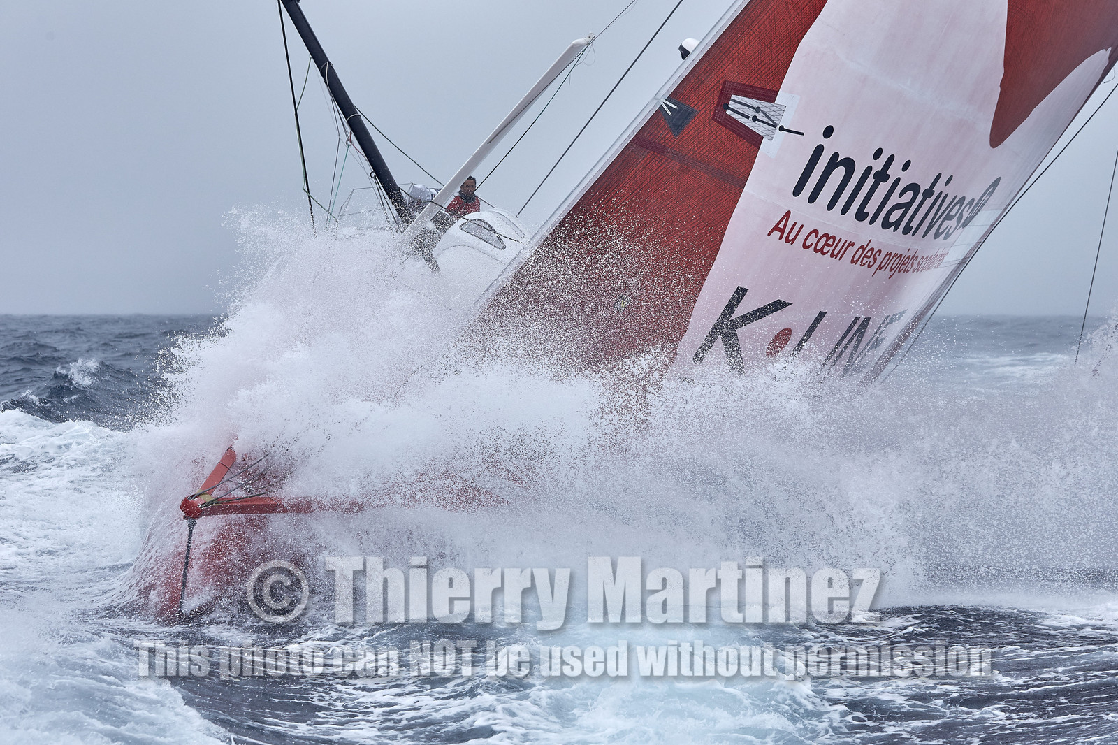 16_40407  ©Th.Martinez Sea&Co.  ILE DE GROIX - - FRANCE. 3 Août 2016. .Tanguy De Lamotte (FRA), a bord de l'IMOCA Initiatives-Coeur au large de l'Ile de Groix (FRA) en préparation du Vendée Globe 2016-17.