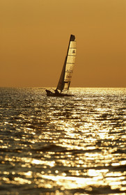 03_3194D  © Th.Martinez,STOCKHOLMSWEDEN9 07 03-Archipelago Raid (2003) Leg2..Night sailing for OMEGA Ellen macArthur (UK) and Nick Moloney (AUS) photo done at 4.30 (morning)