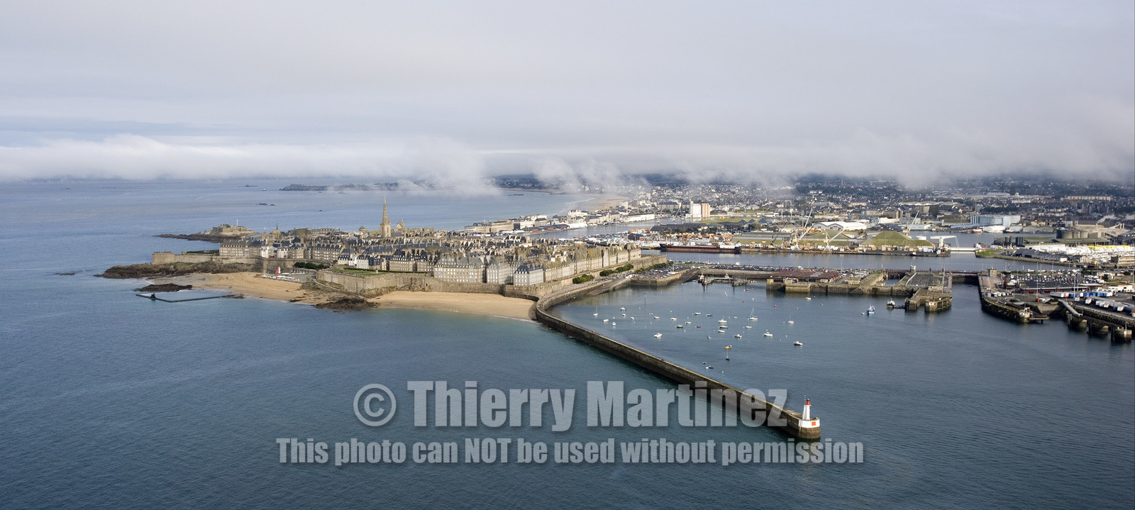 ROUTE DU RHUM Start in St Malo.Oct  2006