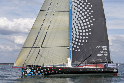 THM-15_64925_FASTNET RACE Start.