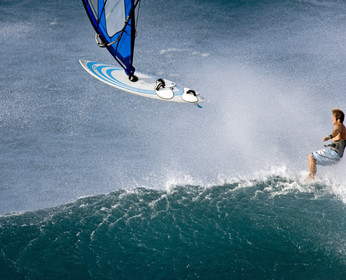 Ho'okipa beach HAWAII - USA . Jan 2007.